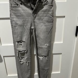 NWT American Eagle 000 short Hi-Rise charcoal ash stretch ripped skinny jeans